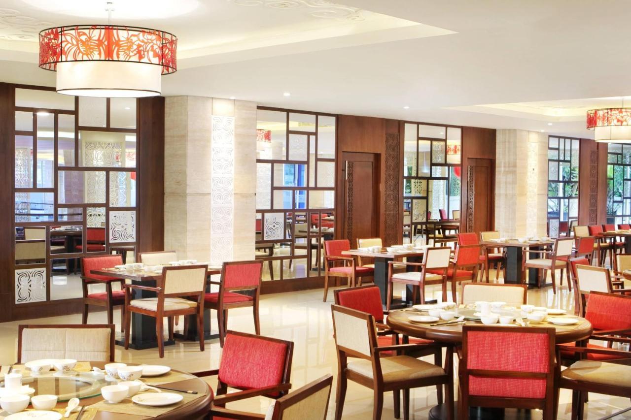 Four Points By Sheraton Makassar Eksteriør bilde