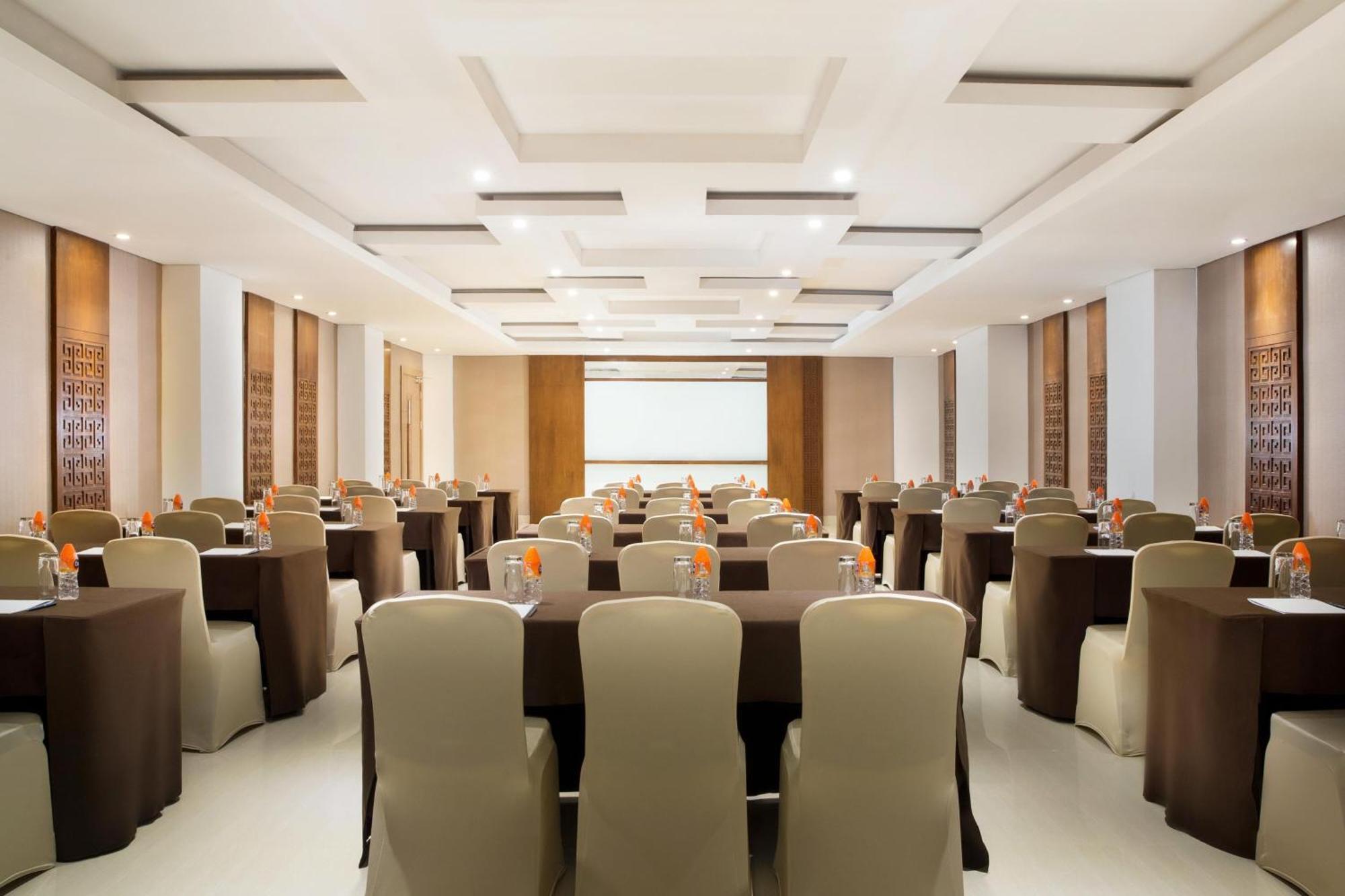 Four Points By Sheraton Makassar Eksteriør bilde
