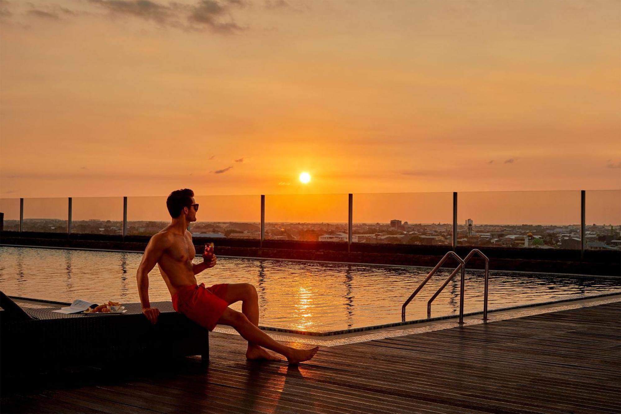 Four Points By Sheraton Makassar Eksteriør bilde