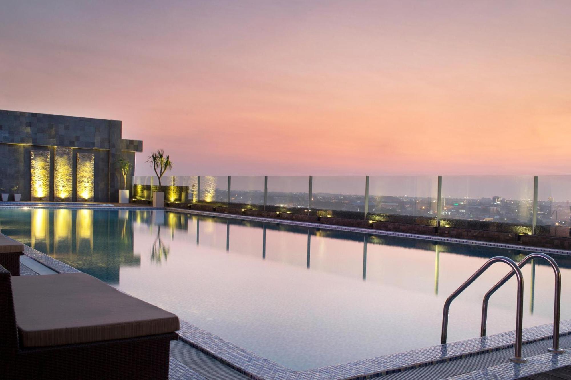 Four Points By Sheraton Makassar Eksteriør bilde
