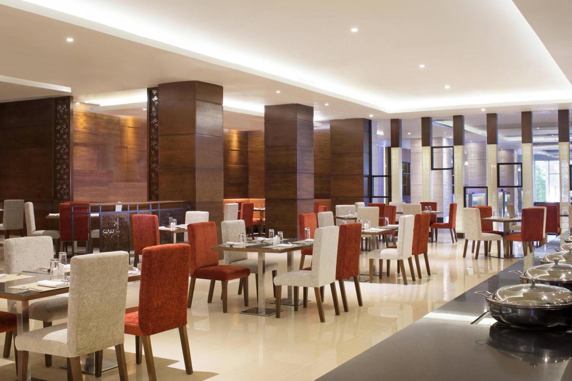Four Points By Sheraton Makassar Eksteriør bilde