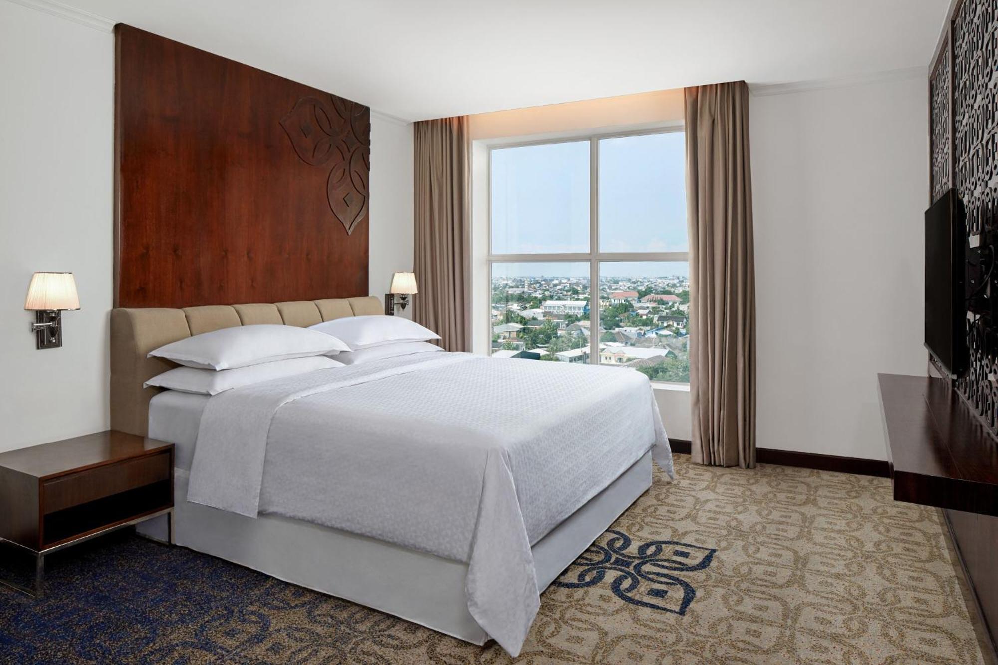 Four Points By Sheraton Makassar Eksteriør bilde